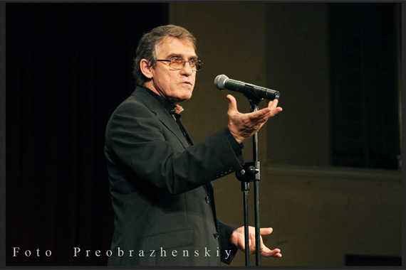 Валерий Гаркалин и его студенты