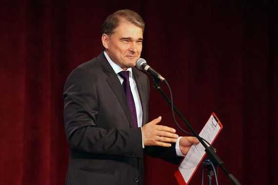 Александр Жигалкин, директор-распорядитель Дома Актера, приветствует гостей