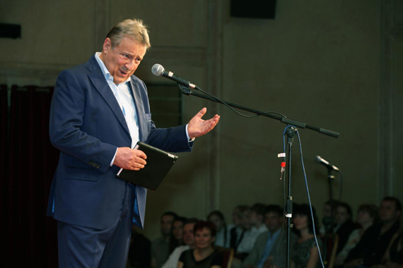Геннадий Хазанов