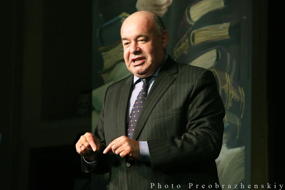 Михаил Ефимович Швыдкой с поздравлениями