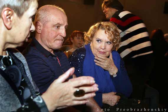 В зрительном зале: Антонина Кузнецова, Валентина Талызина…