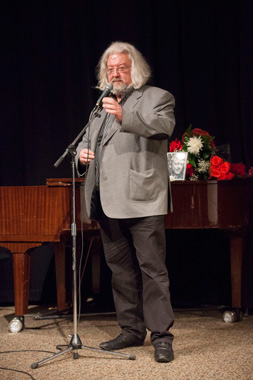 Андрей Максимов