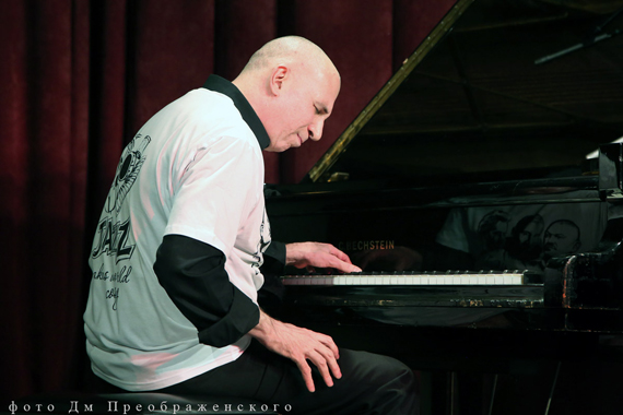 «Jazz объединяет континенты». Концерт Jon Davis Trio