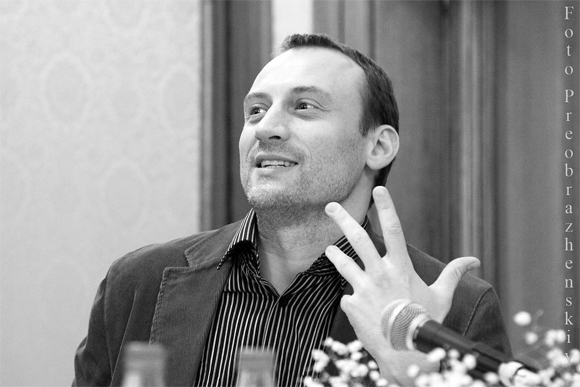 «Я живу, держась за воздух»
