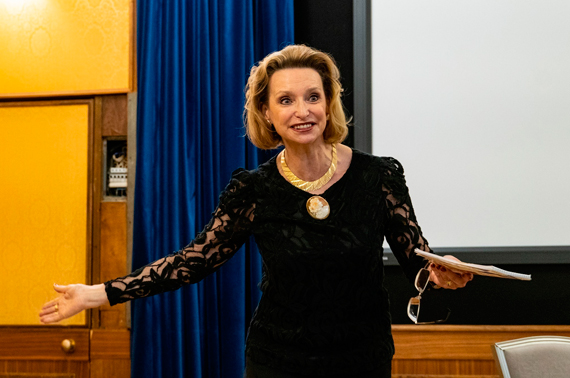 «Я — балерина»