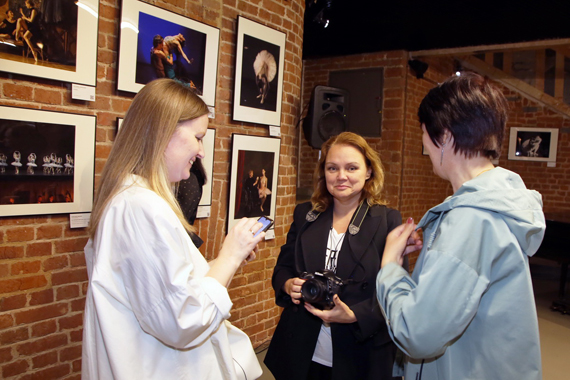 Открытие фотовыставки «Балет в фотографиях. Стихи, написанные телом»