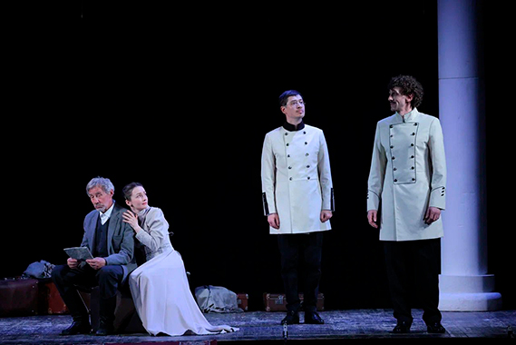 Три сестры («Щукины дети»)