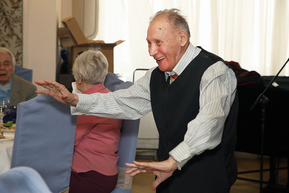 Встреча ветеранов войны, ветеранов сцены