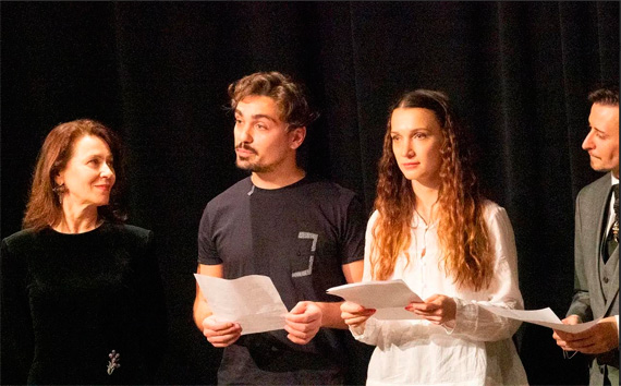 «Наташа! Наталочка! Наталия Петровна!»