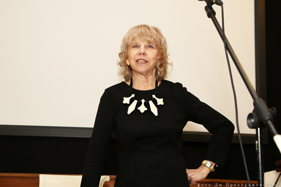 Анна Родионова представляет свою книгу «Карнавал»