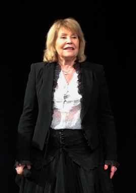 «Хозяйка кабаре — Судьба!»