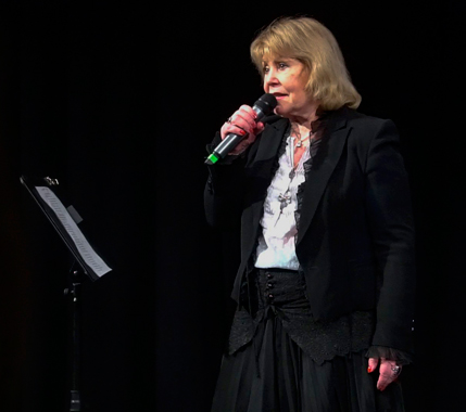 «Хозяйка кабаре — Судьба!»