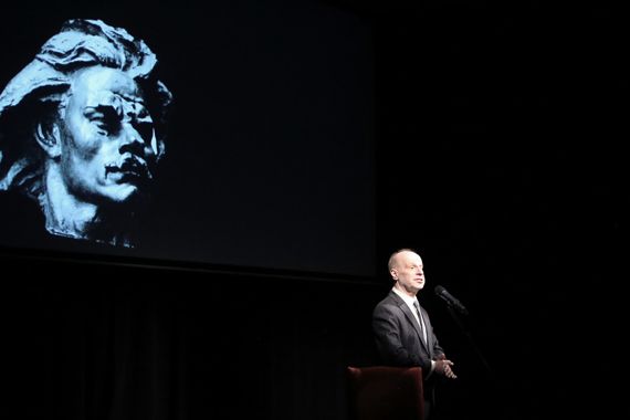 Максим Горький «Детство»<br/>Исполняет н.а.РФ Авангард Леонтьев