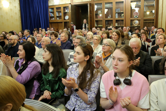 Народный артист России Сергей Стадлер