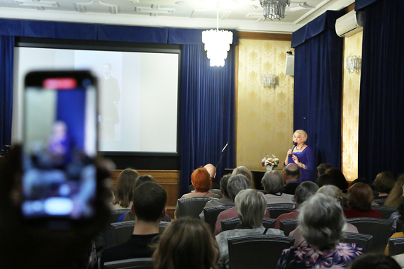 Наталья Захарова, актриса