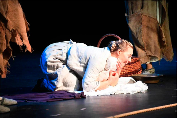 Б.Брехт «Кавказский меловой круг»