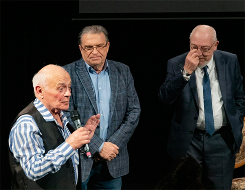 Цирк зажигает огни