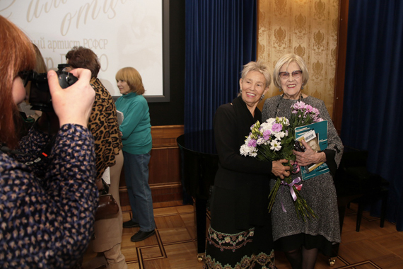 Н.В.Бурмейстер (справа)