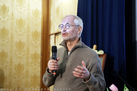 «Излучающая свет. Вера Васильева»