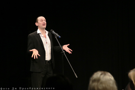 Народный артист РФ Денис Суханов