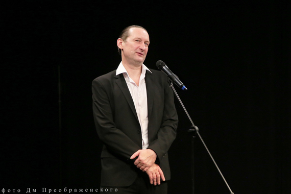 Народный артист РФ Денис Суханов