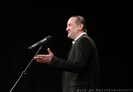 Народный артист РФ Денис Суханов