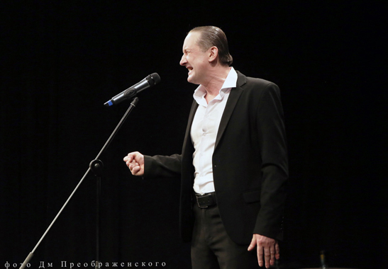 Народный артист РФ Денис Суханов