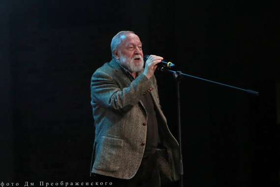 З.д. искусств РФ, режиссер, художественный руководитель ЦДА Владимир Владимирович Иванов