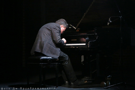 Юрий Богданов