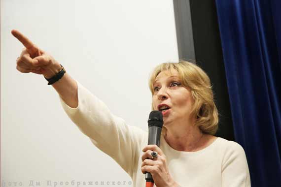 «Театр может менять людей»