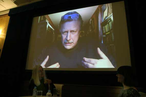 «Театр может менять людей»