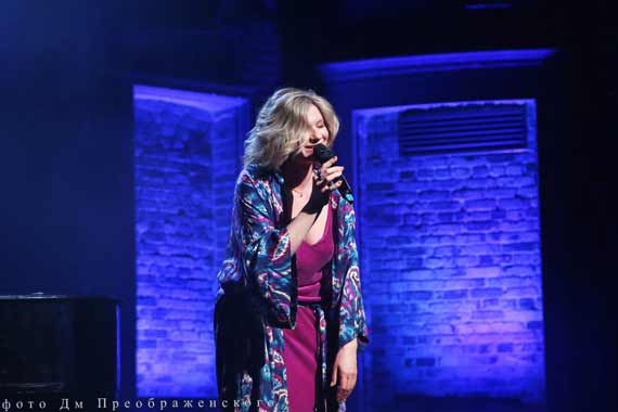 Анна Ардова